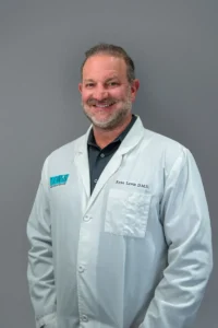 Dr Lewis is a practitioner of implant dentistry, cosmetic dentistry, and family dentistry in Vancouver Washington